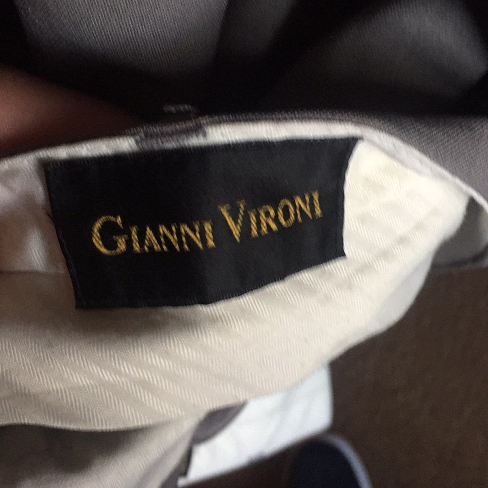 Suit - Picture 6 of 7